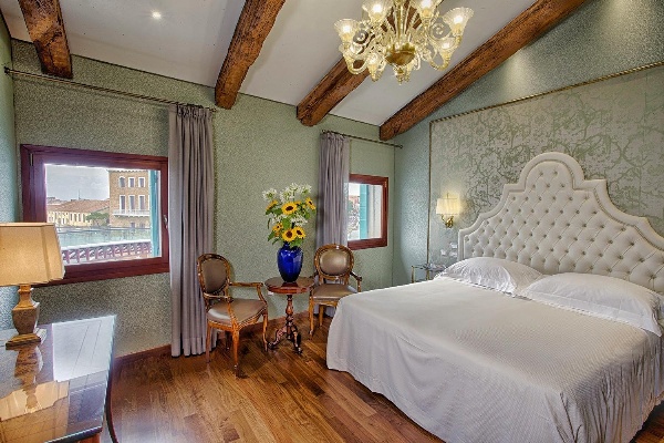 Hotel Santa Chiara image 6